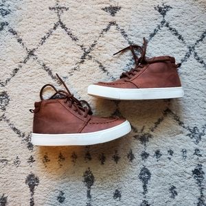 ❌SOLD❌ Old Navy High Tops! NWOB! 💕